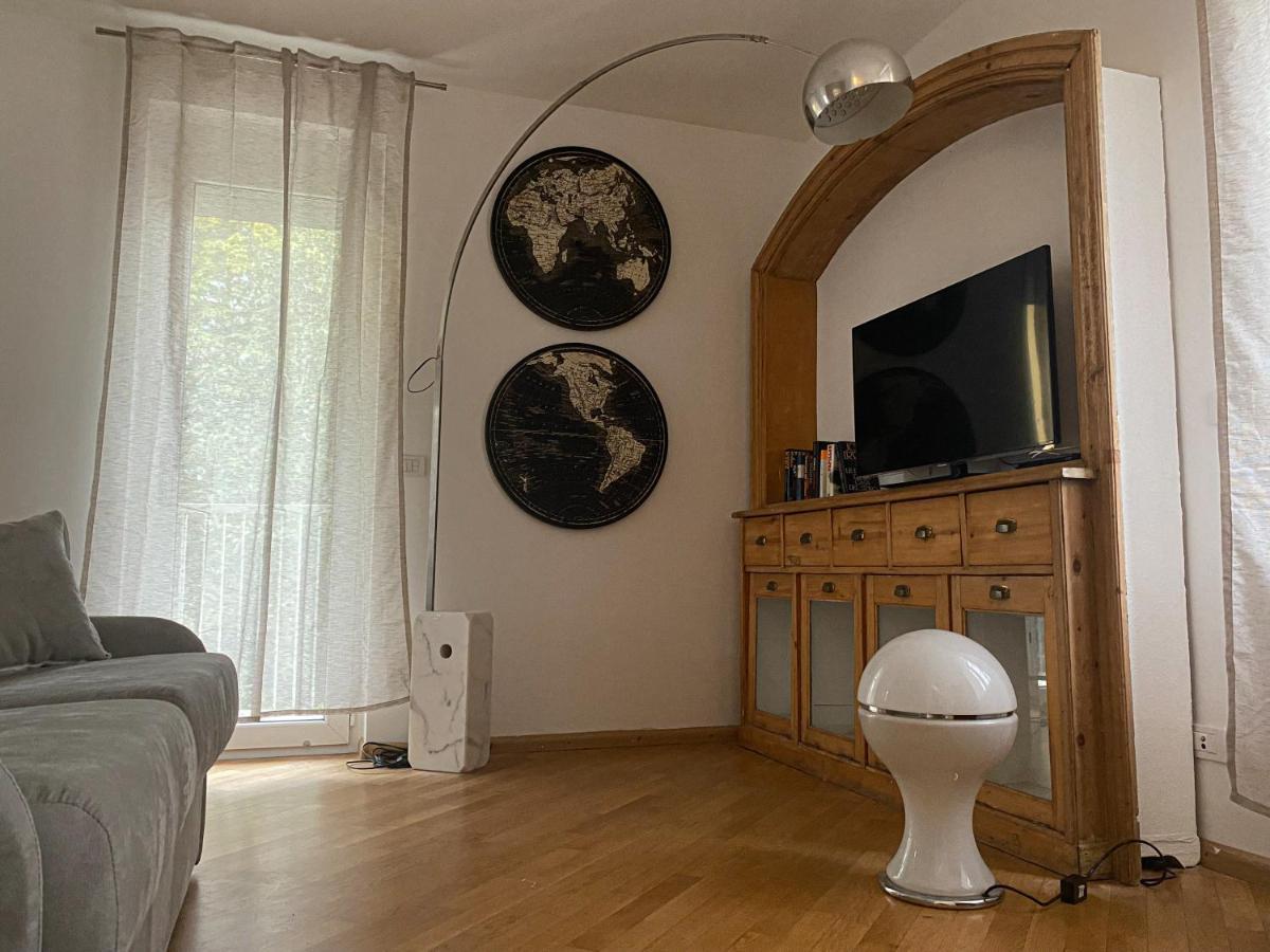 Living Vittoria: Vicino Al Centro Di Bolzano Apartamento Exterior foto