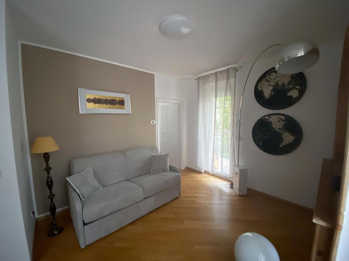 Living Vittoria: Vicino Al Centro Di Bolzano Apartamento Exterior foto