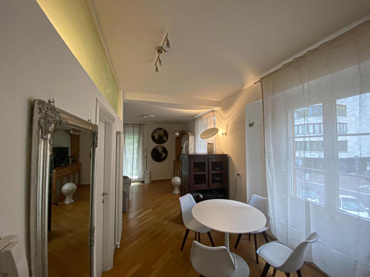 Living Vittoria: Vicino Al Centro Di Bolzano Apartamento Exterior foto