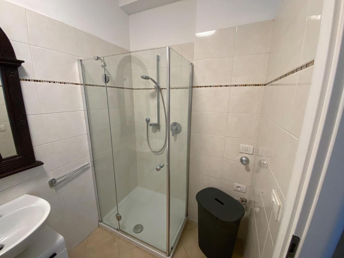 Living Vittoria: Vicino Al Centro Di Bolzano Apartamento Exterior foto